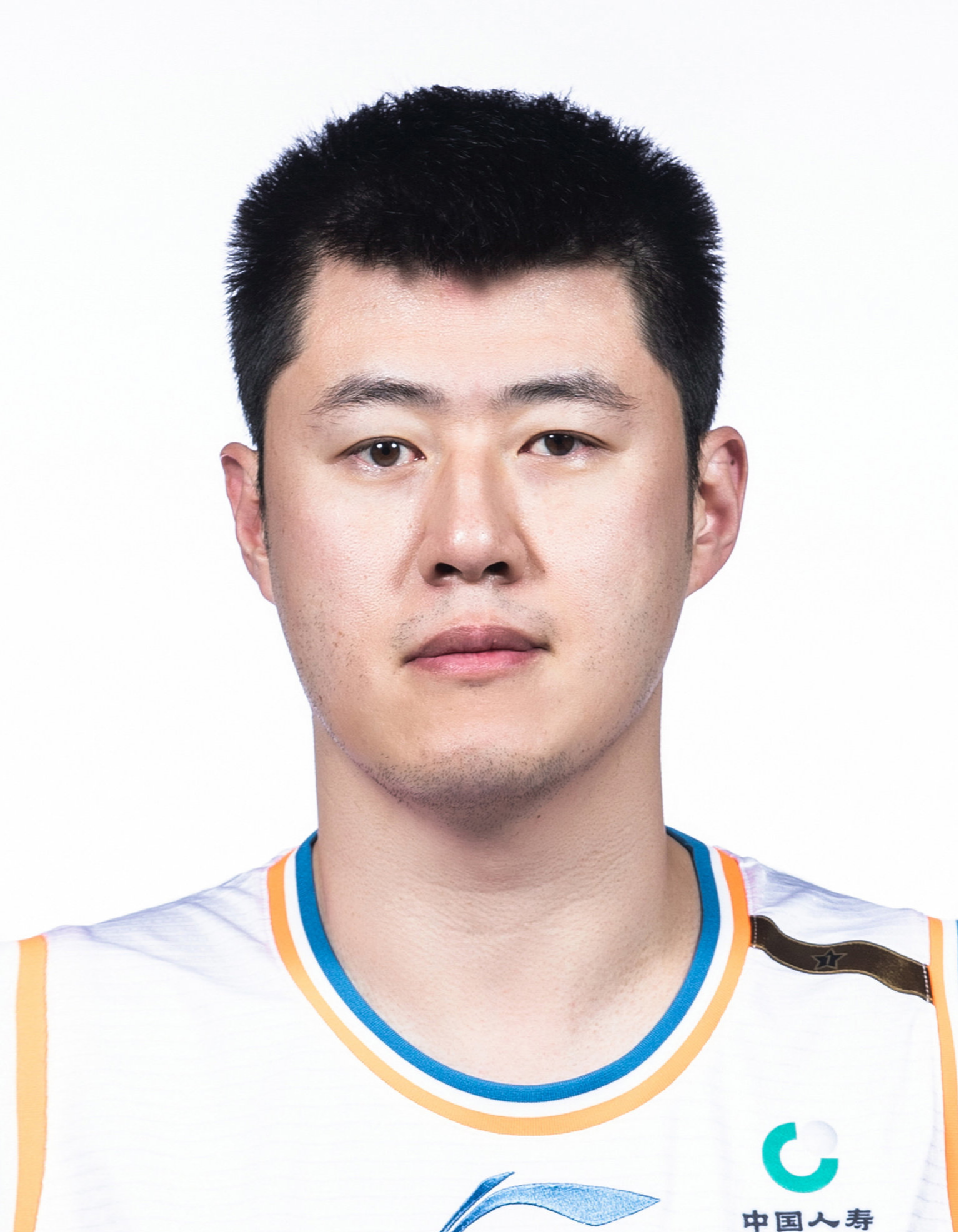 https://img.1guanwang.com/img/basketball/player/ba11f18bc381278f120d035585dd0057.jpg